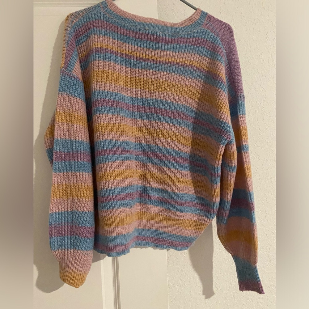 Lumier Winter Sweater Size Medium